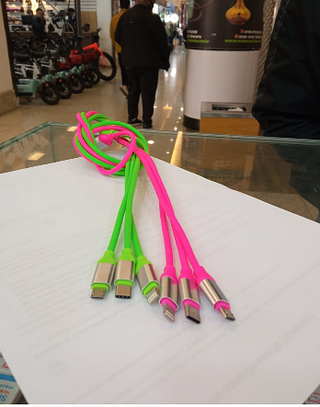 Cabo 3 em 1 colorido/ V8-Tipo C-IOS