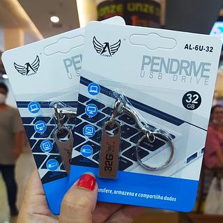 Pen Drive 32GB Chaveiro ALTOMEX